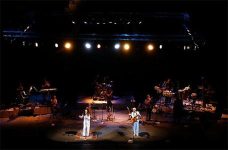 MARIA BETHANIA & GILBERTO GIL - 'Brasil, Brasil’