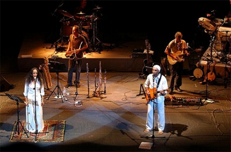 MARIA BETHANIA & GILBERTO GIL - 'Brasil, Brasil’