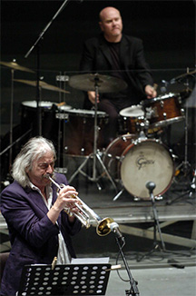 Robert Gatto plays 'Rugantino and Roman Holidays’